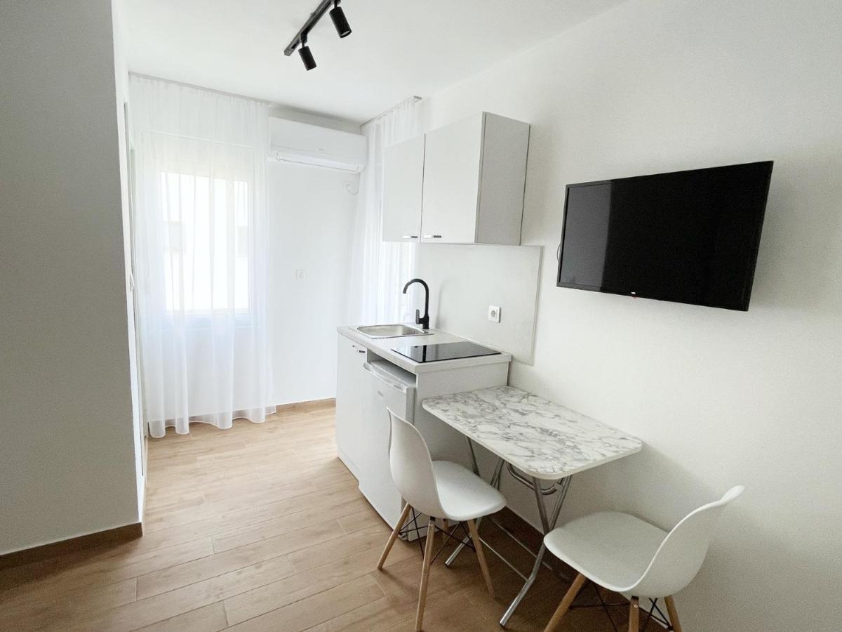 Lana Apartmani Bar Εξωτερικό φωτογραφία