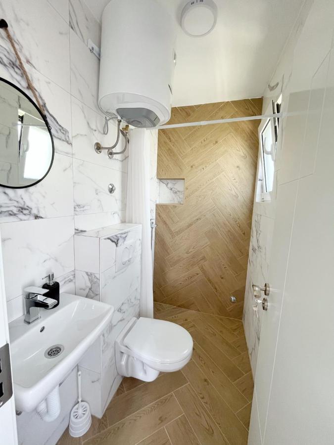 Lana Apartmani Bar Εξωτερικό φωτογραφία