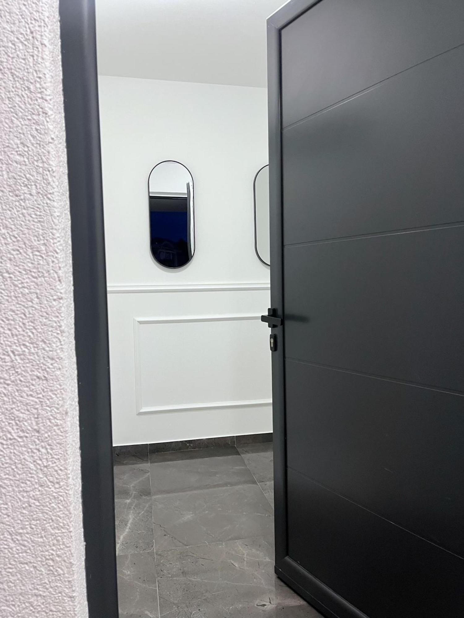 Lana Apartmani Bar Εξωτερικό φωτογραφία